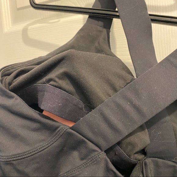 Black lululemon fitness top with built in bra - used - Picture 4 of 4
